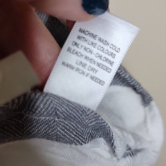 Sandy & Sid Button Front Cropped Stripe Short Sleeve Blouse Gray White Large - Picture 8 of 12